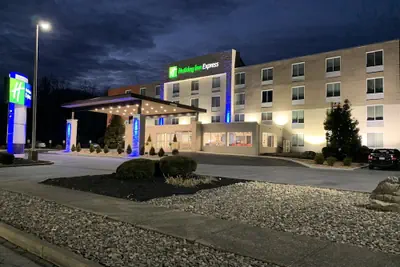 Photo 2 - Holiday Inn Express Allentown North by IHG