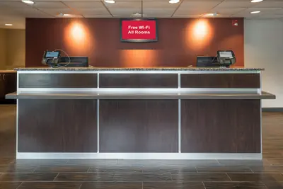 Photo 4 - Red Roof Inn PLUS+ West Springfield