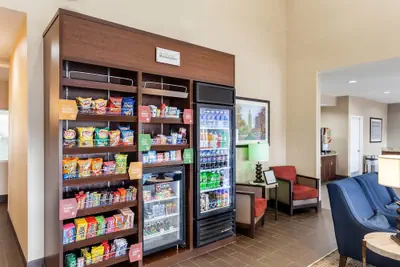 Photo 4 - Comfort Suites Lincoln North