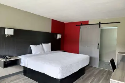 Photo 3 - Ramada by Wyndham Cocoa