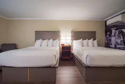 Photo 5 - Equus Inn Ocala