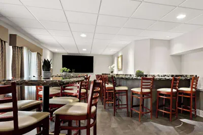 Photo 5 - Best Western Plus Concordville Hotel