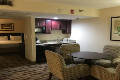 Photo 5 - Holiday Inn Express Little Rock Airport by IHG