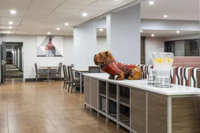 Photo 2 - Hampton Inn Athens