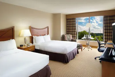 Photo 5 - DoubleTree by Hilton Washington Dulles Airport
