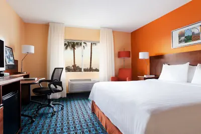 Photo 4 - Country Inn & Suites by Radisson, Phoenix Airport, AZ