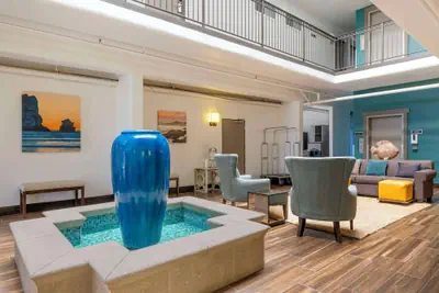 Photo 3 - Best Western San Marcos Inn