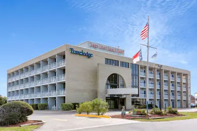 Photo 2 - Travelodge by Wyndham Outer Banks/Kill Devil Hills