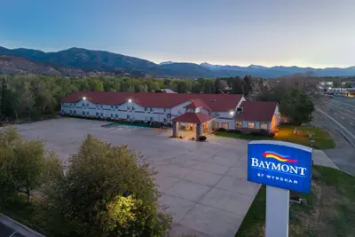 Photo 2 - Baymont by Wyndham Salida