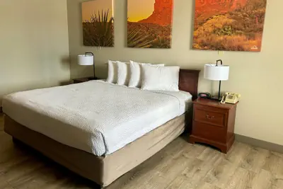 Photo 5 - Days Inn by Wyndham Kingman West