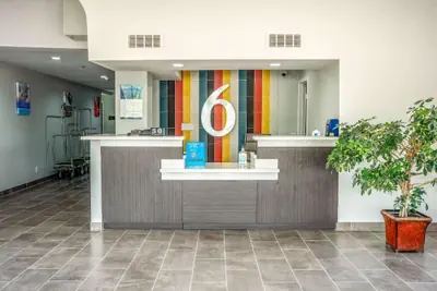 Photo 2 - Studio 6 Claremore, OK
