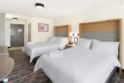 Photo 4 - Holiday Inn Redding by IHG