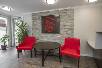 Photo 4 - Red Roof Inn Fredericksburg North