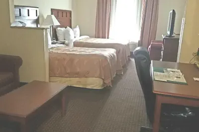 Photo 5 - Quality Suites Paducah I-24
