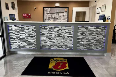 Photo 3 - Super 8 by Wyndham Slidell