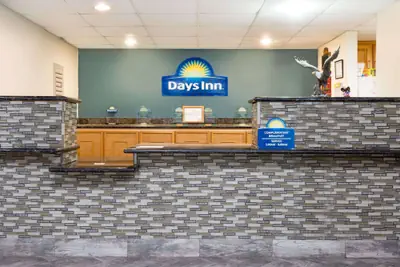 Photo 3 - Days Inn by Wyndham Dalhart