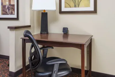 Photo 4 - Hampton Inn Lubbock