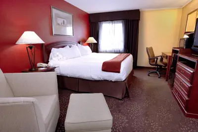 Photo 5 - Holiday Inn Express Jamestown by IHG