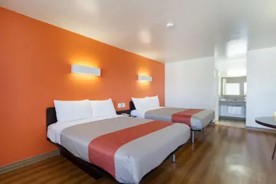 Photo 5 - Motel 6 Claremont, CA