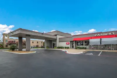 Photo 2 - Red Roof Inn Lewisville
