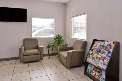 Photo 5 - Americas Best Value Inn Tulsa at I-44