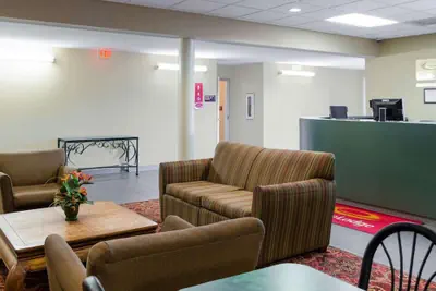 Photo 5 - Econo Lodge Yazoo City