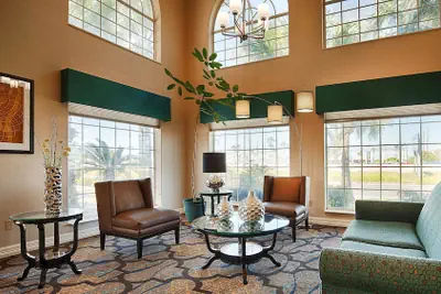 Photo 2 - Best Western Paradise Inn