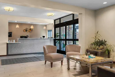 Photo 3 - Best Western University Inn