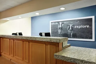 Photo 3 - Hampton Inn Abilene