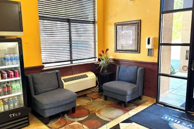 Photo 4 - Days Inn by Wyndham Rio Rancho