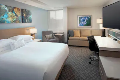 Photo 5 - Delta Hotels by Marriott Seattle Everett