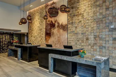 Photo 4 - Delta Hotels by Marriott Seattle Everett
