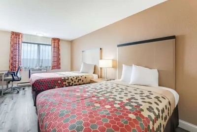 Photo 5 - Econo Lodge Madison East