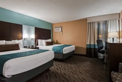 Photo 4 - Best Western Plus Galleria Inn & Suites
