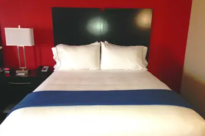 Photo 5 - Holiday Inn Express & Suites Jackson Downtown - Coliseum by IHG