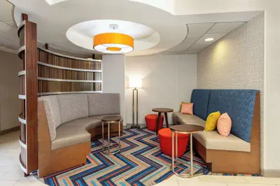 Photo 3 - Hampton Inn Orlando-International Airport