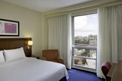 Photo 4 - Courtyard by Marriott San Juan Miramar