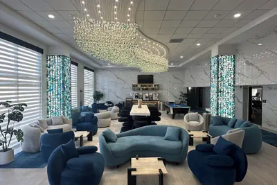 Photo 2 - Blue – A Modern Hotel, an Ascend Collection Hotel