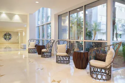 Photo 3 - West Palm Beach Marriott
