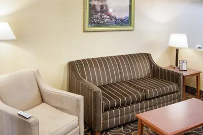 Photo 5 - Quality Inn & Suites Niles