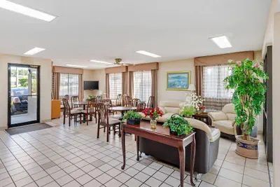 Photo 5 - Quality Inn & Suites Stockbridge Atlanta South I-75