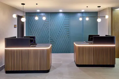 Photo 3 - La Quinta Inn & Suites by Wyndham Thousand Oaks-Newbury Park