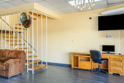 Photo 4 - Rodeway Inn Metairie - New Orleans West
