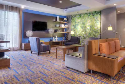Photo 3 - Courtyard by Marriott Raleigh Crabtree Valley