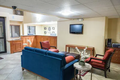 Photo 4 - Comfort Inn Denver Southeast Area