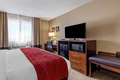 Photo 5 - Comfort Inn & Suites Hays I-70