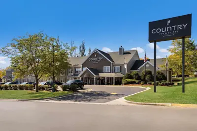 Photo 2 - Country Inn & Suites by Radisson, Freeport, IL