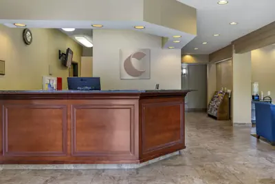 Photo 3 - Comfort Inn & Suites Bothell - Seattle North