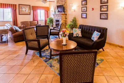 Photo 4 - Quality Inn & Suites University