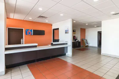 Photo 2 - Motel 6 Stephenville, TX
